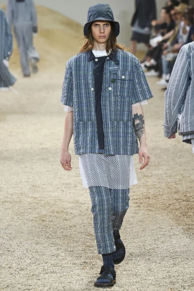 Look 38